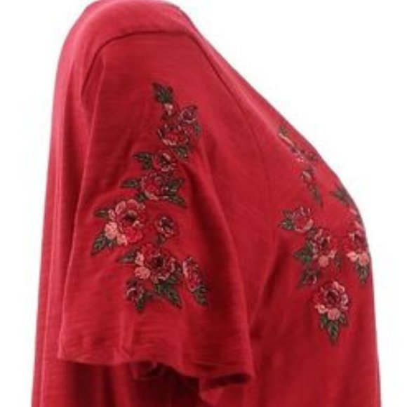 NWT DG2 BY DIANE GILMAN FLORAL EMBROIDERED SHORT SLEEVE TEE RED XS - Picture 4 of 9